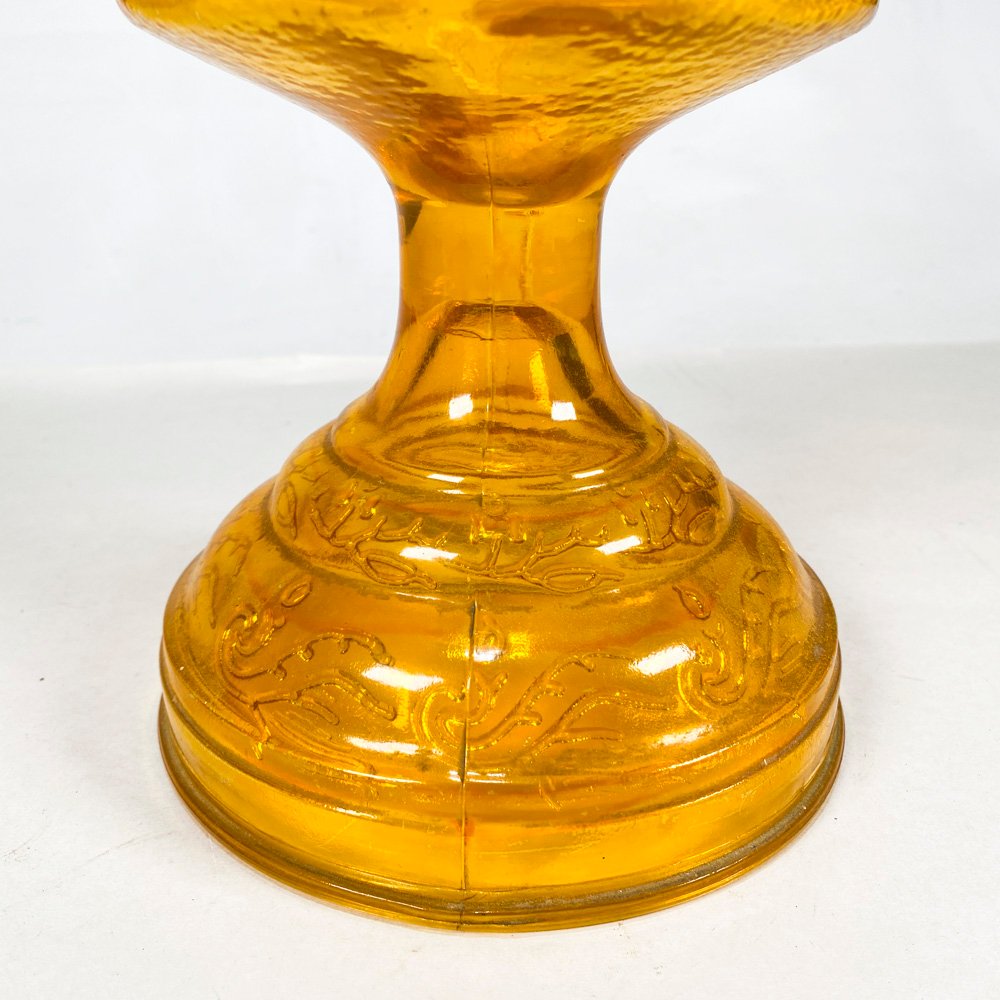 Lámpara de vidrio amarillo con decoración en metal - imagen 4