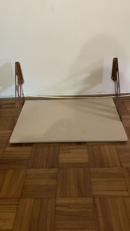 Lote anterior: Estantería colgante de madera para el hogar