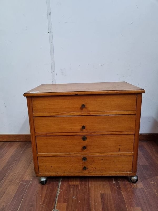 Cajonera Auxiliar de Madera con 4 Cajones y Ruedas