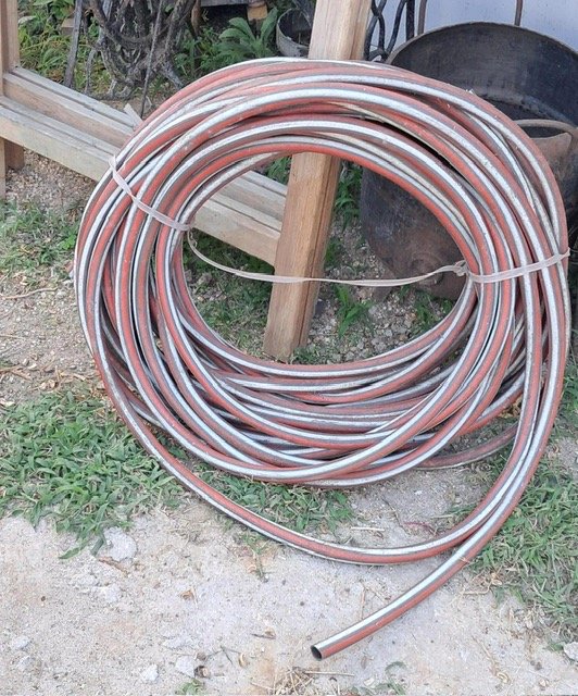 Lote anterior: Manguera de goma coiled en buen estado