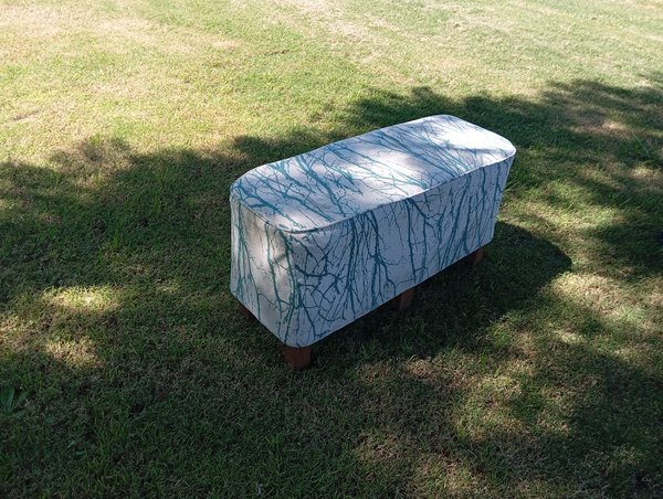 Banqueta tapizada en tela en buen estado - imagen 2