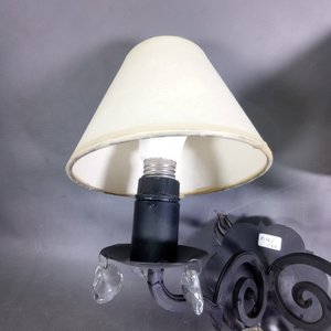 Aplique de Hierro Forjado con Dos Luces, Pantallas y Caireles - imagen 3