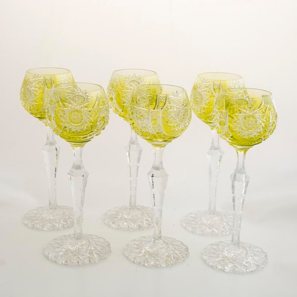 Juego de 6 Copas Altas de Cristal Verde Tallado - imagen 1