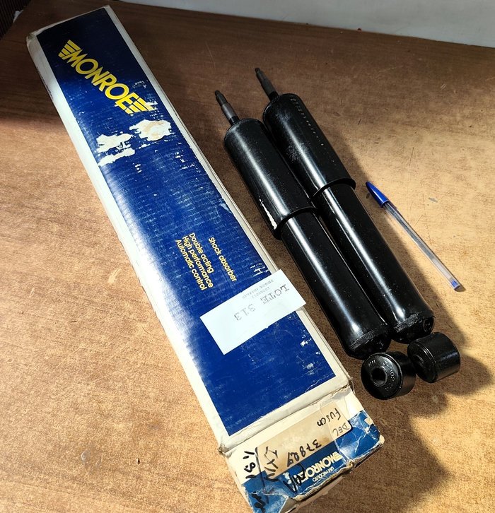 Item 16824 - Image 0