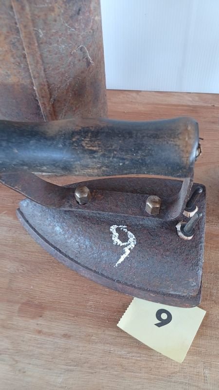 Plancha y portamapa antiguo para la venta - imagen 3