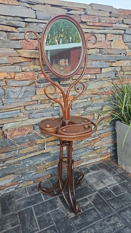 Tocador estilo Tonet madera de Haya en impecable estado - imagen 4