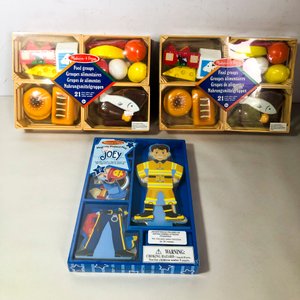 Lote anterior: Melissa & Doug: Dos Sets de Alimentos y Juego Magnético de Disfraces
