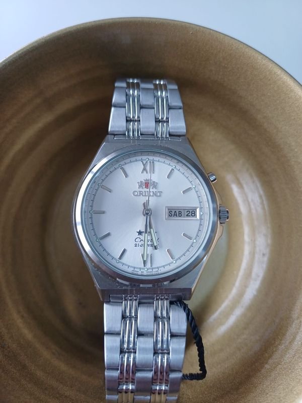 Reloj Orient Automático Acero Inoxidable Esfera Plateada