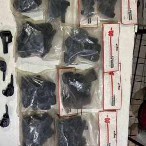 Lote anterior: Manijas de Puerta de Plástico Negro