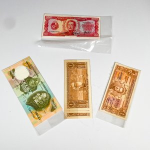 Trece Billetes Uruguayos Diferentes Numerados - imagen 2
