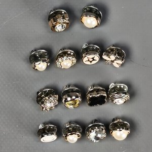 Lote de 14 Pines Fantasía con Diseños Variados - imagen 3