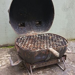 Parrilla Ahumadora Tipo Barril con Tapa y Rejilla - imagen 3
