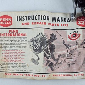 Reel de Pesca Rotativo Penn Squidder 140M con Manual y Caja - imagen 6