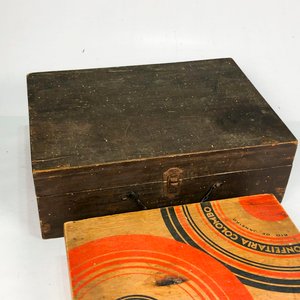 Dos Cajas de Madera Vintage con Tapa Abatible - imagen 4