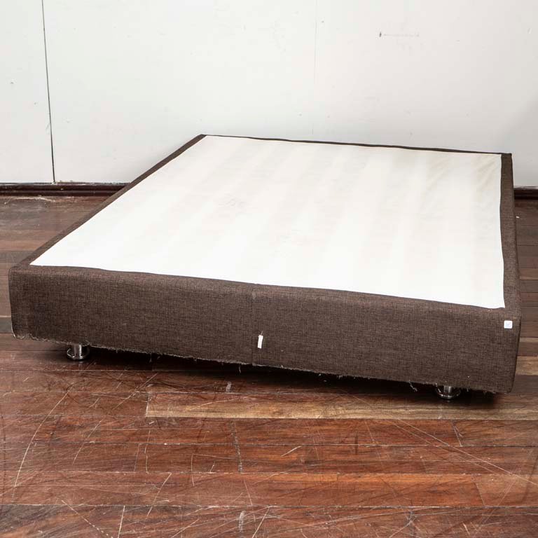 Item 2113873 - Image 0