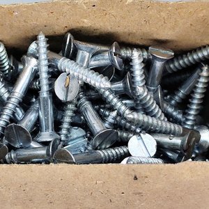 Caja de 144 Tornillos Fresados 4 mm x 30 mm - imagen 3