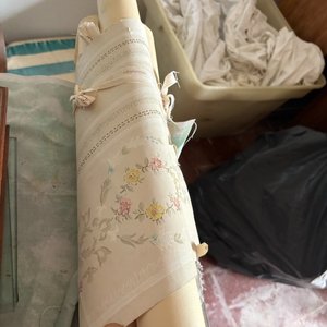 Lote anterior: 3 Rollos de Papel Tapiz Vintage con Diseño Floral