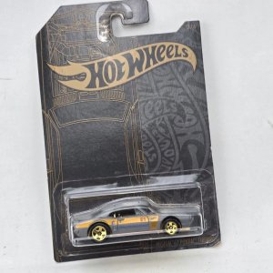 Lote siguiente: Hot Wheels Pontiac Firebird '67 Custom Dorado y Gris