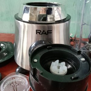 Lote de Licuadoras RAF y Lexa para Repuesto (Sin Vaso) - imagen 3