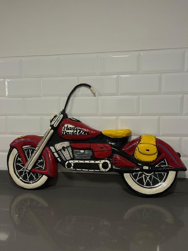Pieza Decorativa Moto Harley Davidson Artesanal de Cuba - imagen 1