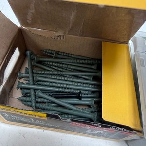 Lote de Tornillos Varios para Exterior - imagen 2