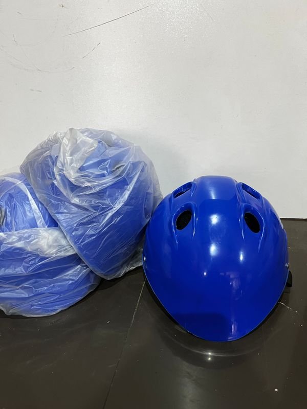 Casco Plástico Infantil Azul - imagen 3