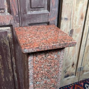 Pedestal de Granito Rosa y Gris - imagen 2