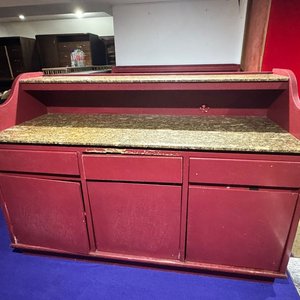 Lote siguiente: Mostrador de Servicio para Restaurante con Doble Tapa de Mármol y Estructura de Madera