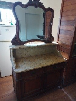 Item 18396 - Image 0