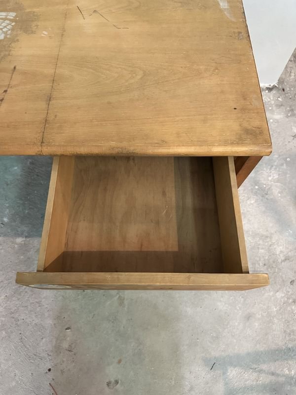 Mueble de escritorio en madera - imagen 3