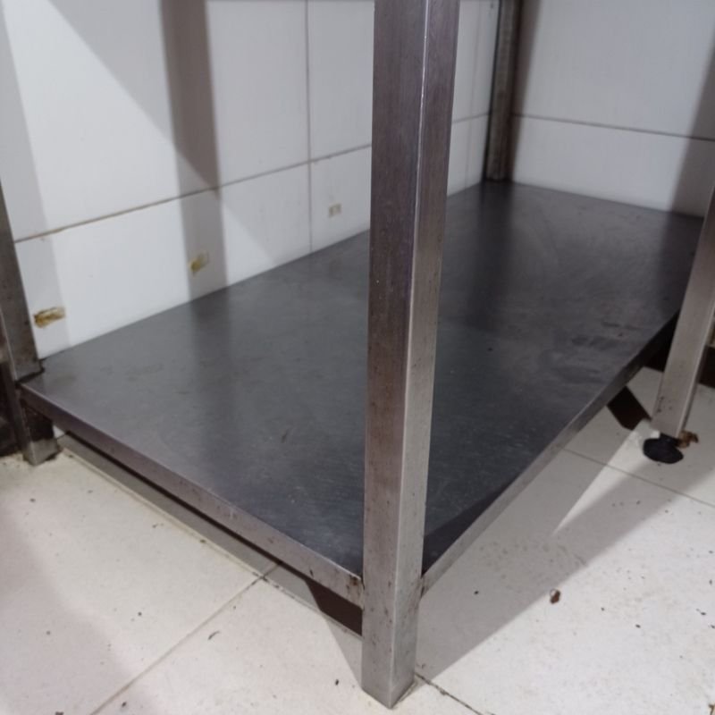 Mesa gastronómica en acero inoxidable de alta calidad - imagen 3