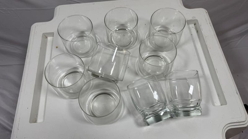 Item 880972 - Image 1