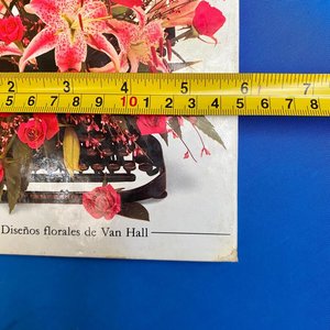 Guía Creativa de Composiciones Florales: Diseño y Técnicas por Van Hall (1993) - imagen 9