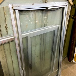 Ventana de Aluminio y Vidrio con Hoja Batiente 130x90 cm - imagen 3