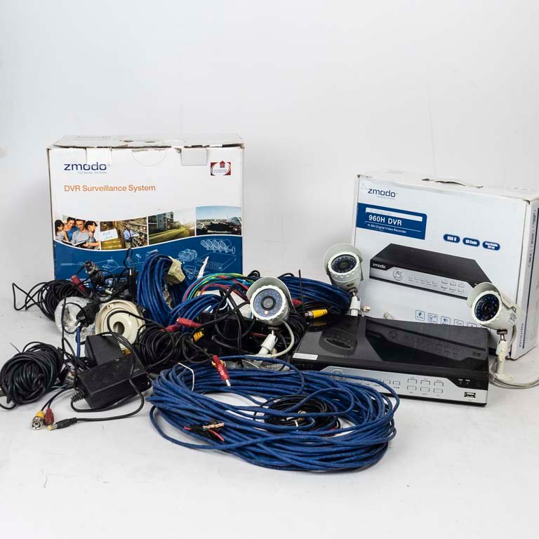 Sistema de Cámaras de Seguridad Zmodo DVR con Cámaras y Cables