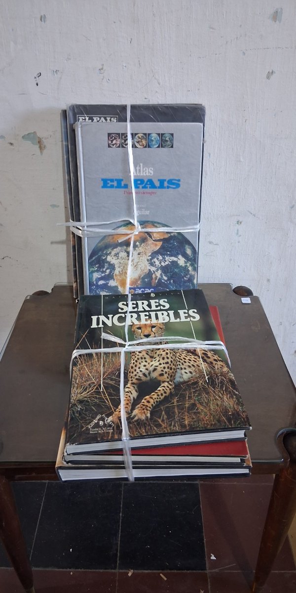Enciclopedias el pais y de animales