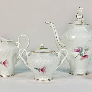 Juego de Café de Porcelana Blanca Brasilera Schmidt con Decoración Floral - imagen 4