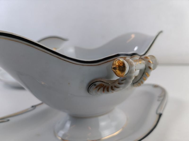 Porcelana blanca con adornos de oro - imagen 8