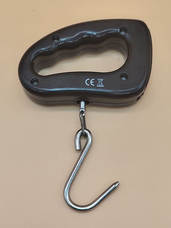 Balanza de pesca a pilas digital con capacidad de 25 kg - imagen 2