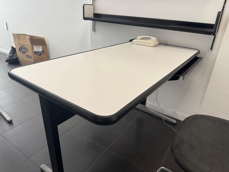 Item 829279 - Image 2