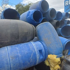 Lote de 5 Tanques Plásticos Usados con Tapa - imagen 5