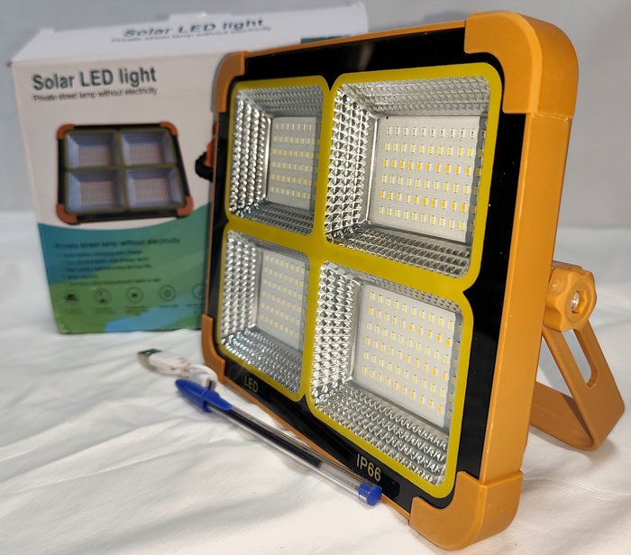 Foco LED Solar Recargable Multifunción con Valijas, Nuevo en Caja