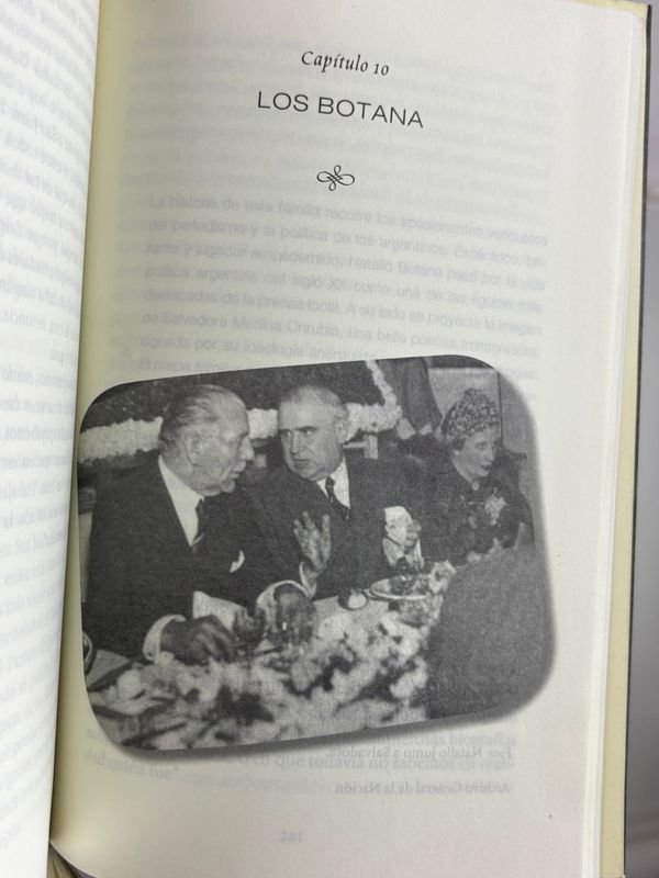 Colección de libros sobre historia, política y literatura - imagen 12