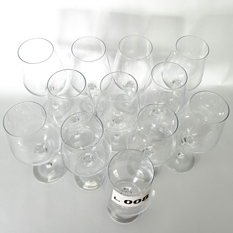 Doce copas de vino en buen estado - imagen 2