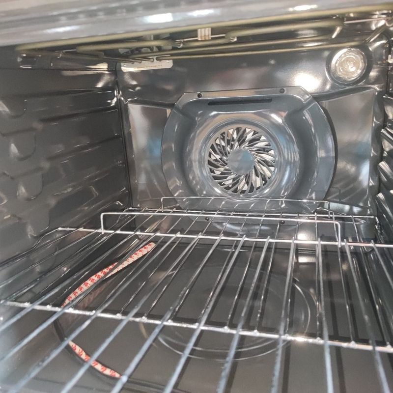 Horno de empotrar nuevo y en excelente estado - imagen 2