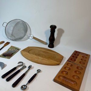 Lote de Utensilios de Cocina y Especieros de Madera - imagen 3