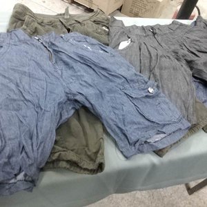 Lote anterior: Bermudas Variadas de Vestimenta