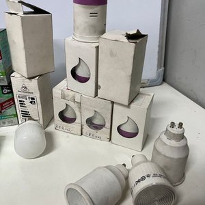 Lote de 21 Lámparas Varias Sylvania, Osram y Más - imagen 4