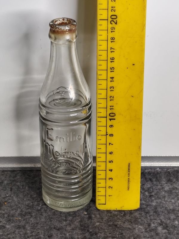 Botella Antigua de Vidrio Claro Emilio Molinelli "La Oriental" - imagen 1