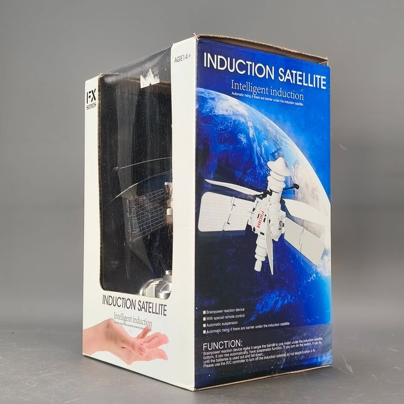 Satélites voladores por inducción con características y accesorios - imagen 2